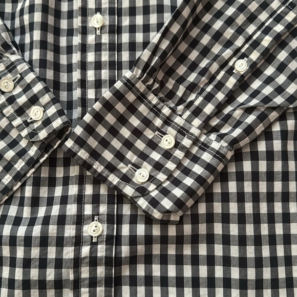 🧢J. Crew navy/white check boy shirt with round collar. Size S. - Picture 6 of 10